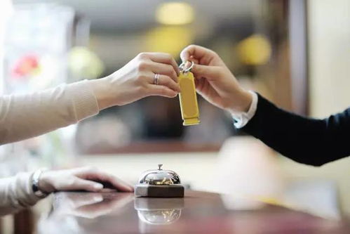 酒店電話禮儀 從“您好”到“再見”的專業(yè)服務(wù)藝術(shù)